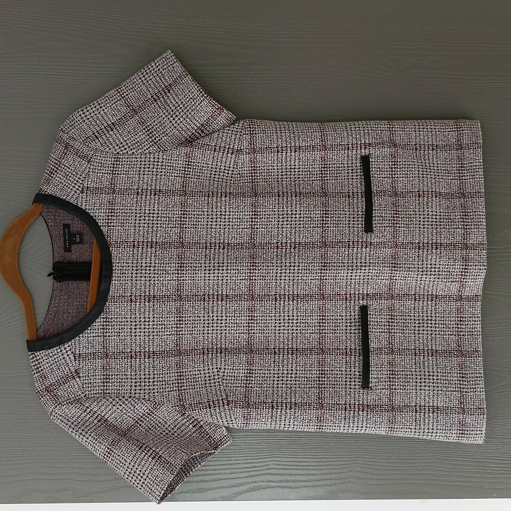 Ann Taylor grey and burgundy top